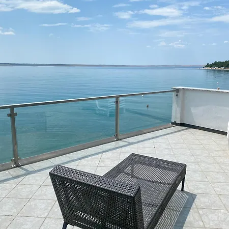 Apartament Luka *