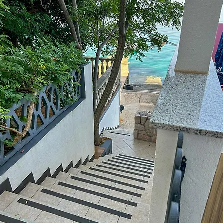 Luka Apartman Tribanj-Krušćica